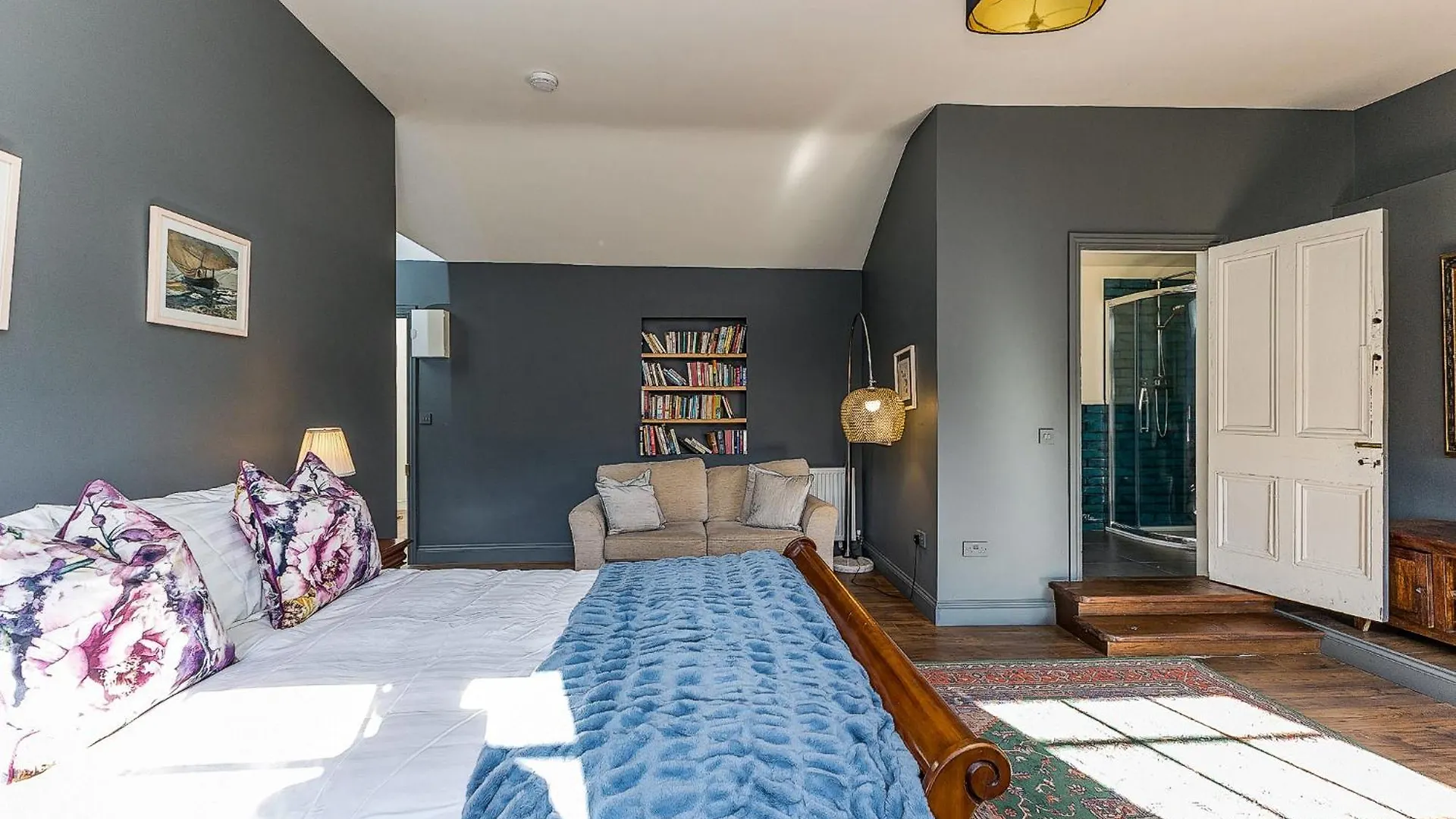 Lägenhet Connaught Apartment, 7 Henrietta Street, Dublin City Centre